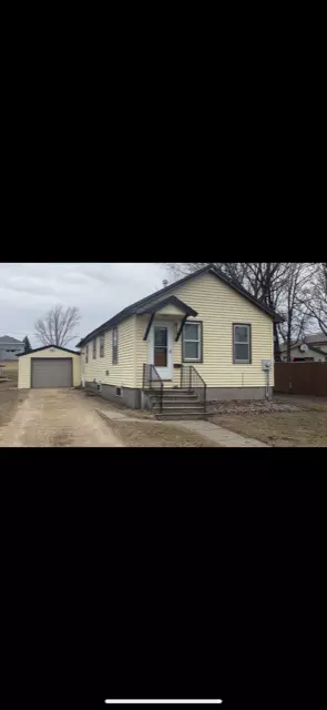 Waseca, MN 56093,613 2nd AVE NW