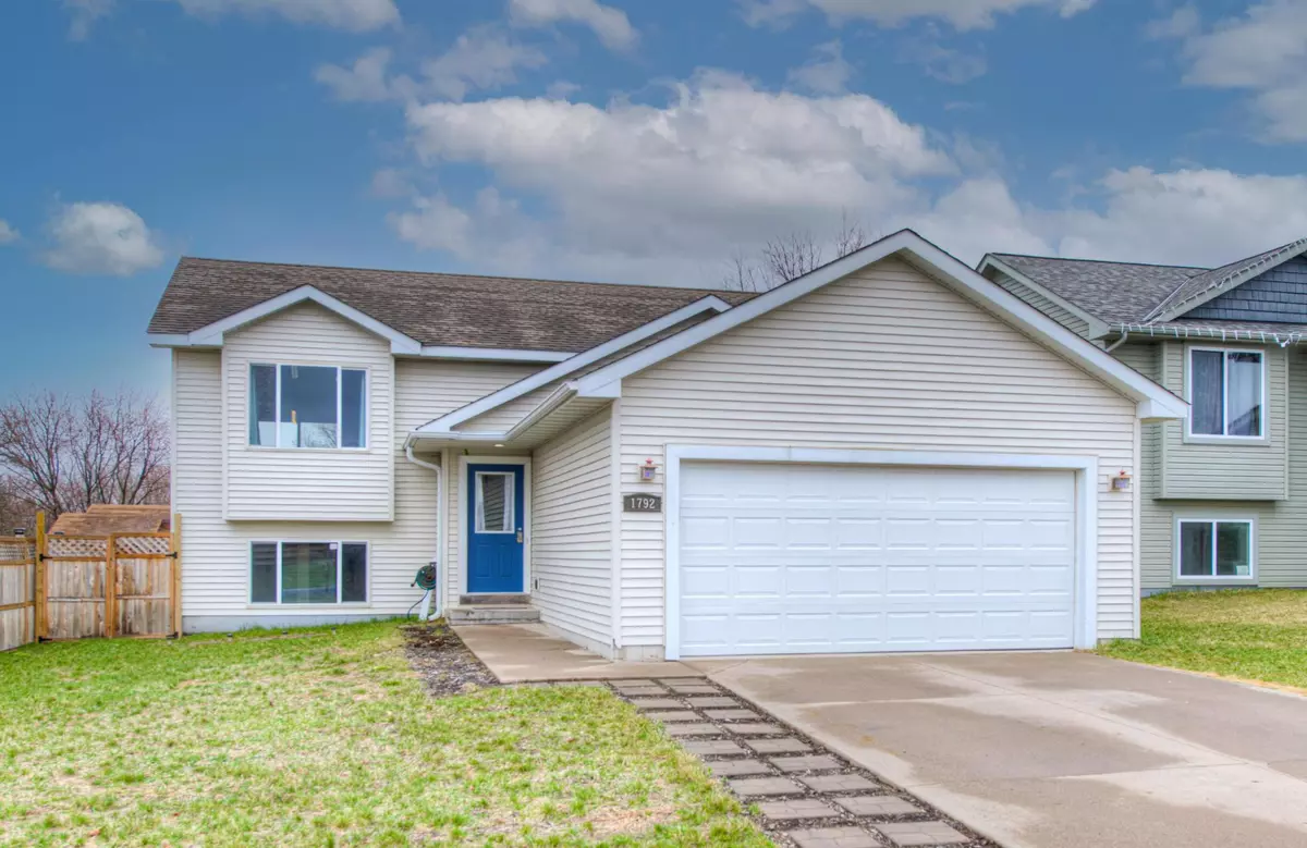 River Falls, WI 54022,1792 Windflower ST