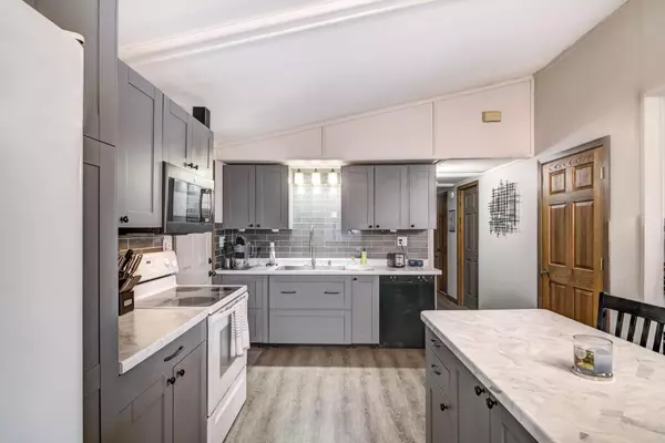 Eau Claire, WI 54701,1125 Barland ST
