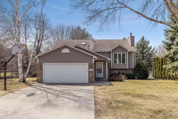 4111 States AVE, Eagan, MN 55123