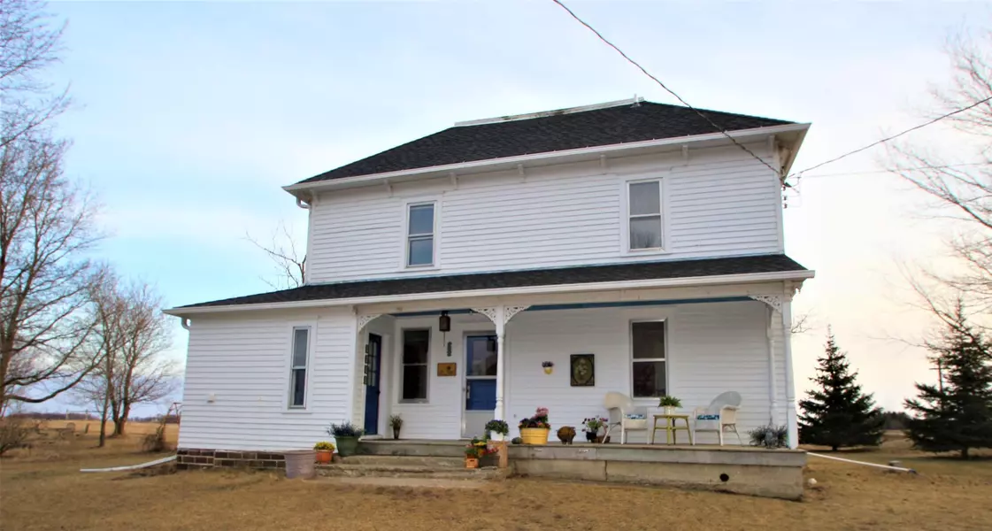 3892 90th ST, Glencoe, MN 55336