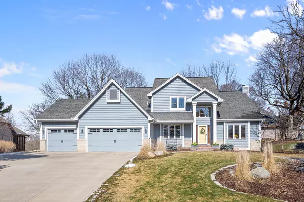 Minnetrista, MN 55364,1105 Cove CIR