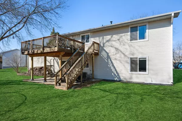 Brooklyn Park, MN 55445,8216 Utah CT N