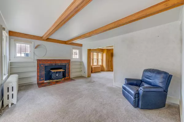 Mahtomedi, MN 55090,231 Fernwood PL