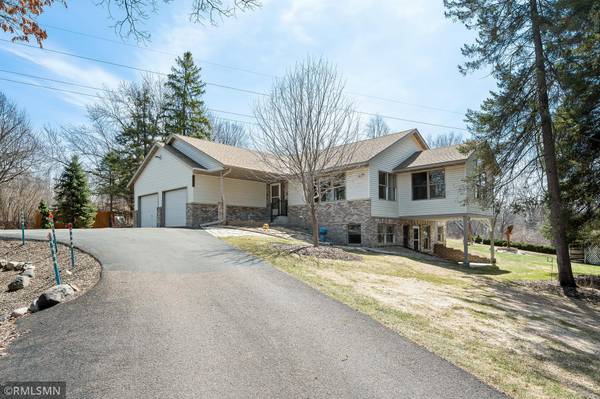 2460 Meehan DR,  White Bear Twp,  MN 55110