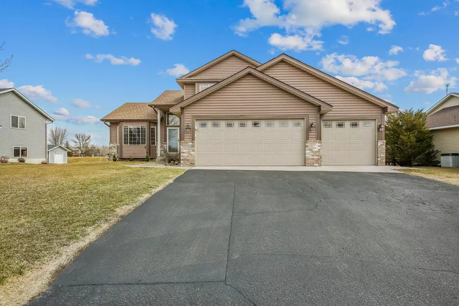 5502 Kings XING, Brooklyn Park, MN 55443