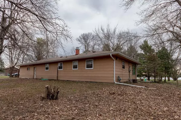 Montgomery, MN 56069,450 Evergreen Meadow LN