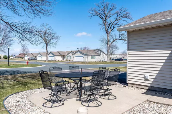 North Mankato, MN 56003,2045 Oak Leaf TRL