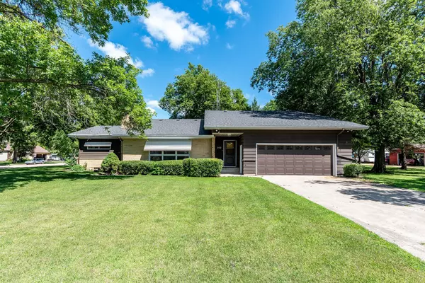 300 2nd AVE S, Amboy, MN 56010