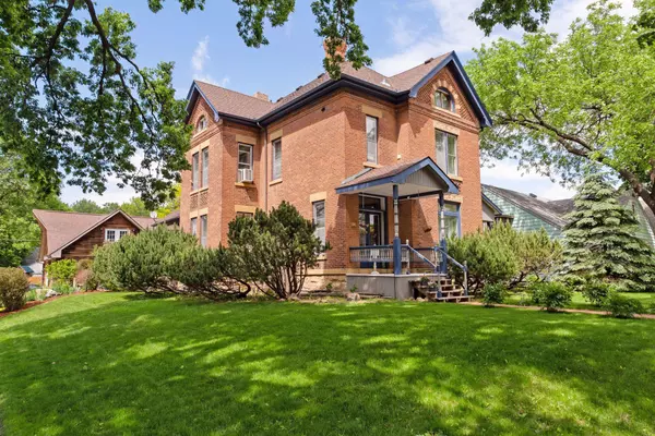 North Mankato, MN 56003,348 W Wheeler AVE