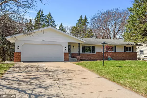 2482 Brenner ST, Roseville, MN 55113