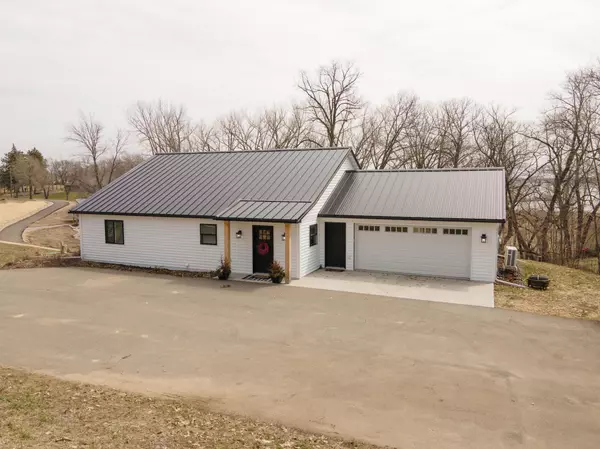 2543 Arrowwood DR NW, Alexandria, MN 56308