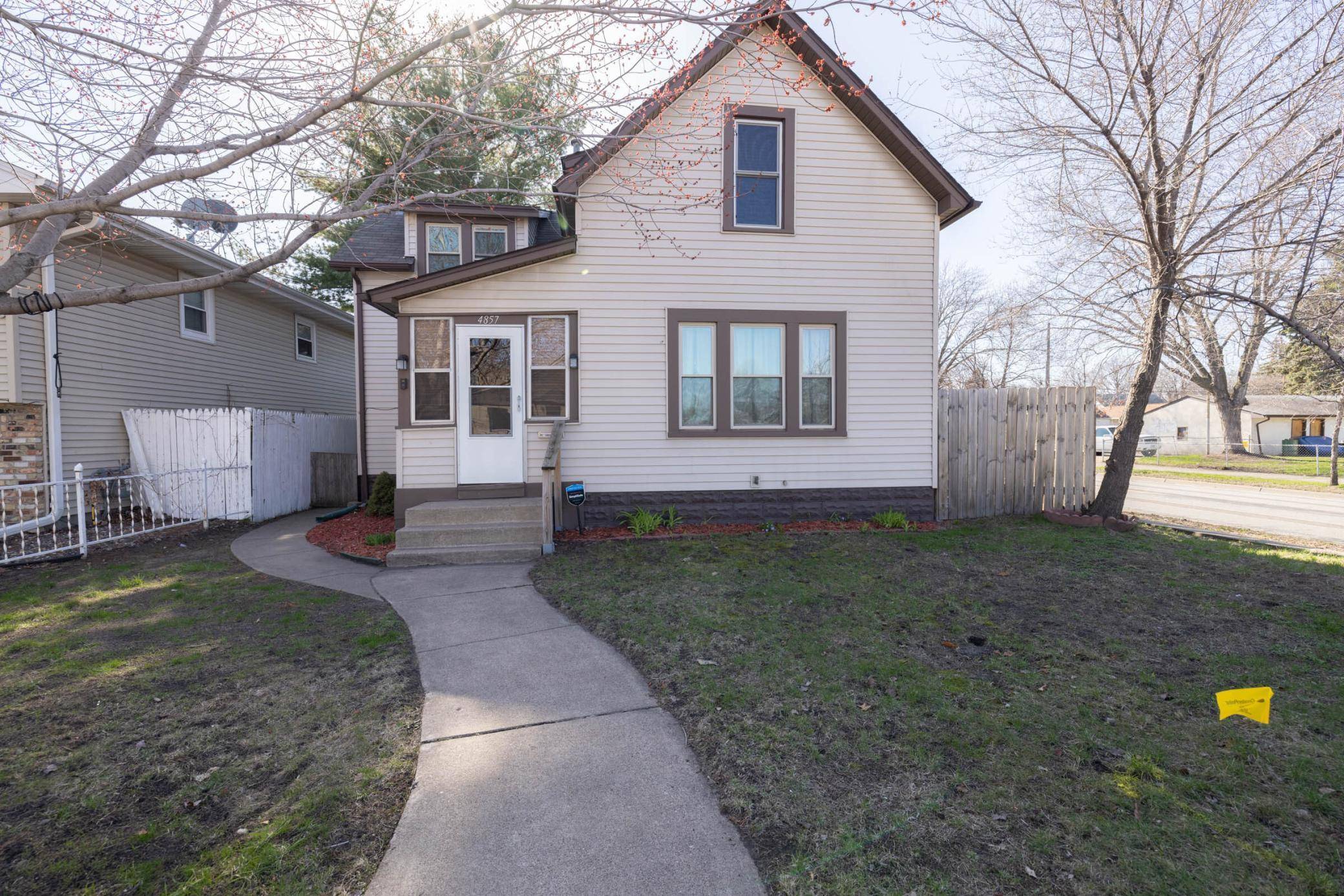 4857 Camden AVE N, Minneapolis, MN 55430