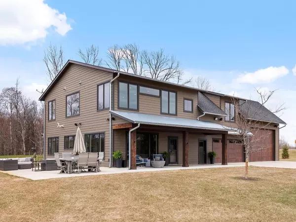 6632 Spencer Brook DR NW, Princeton, MN 55371