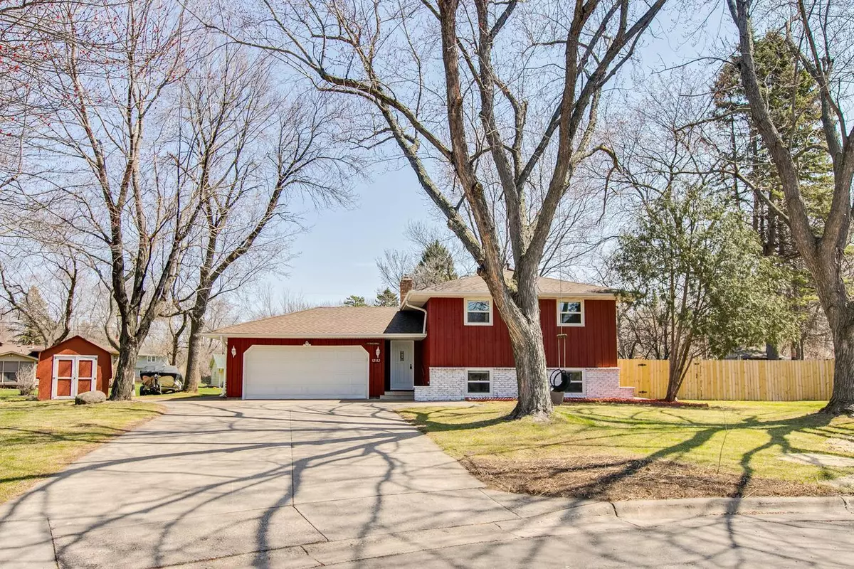 Champlin, MN 55316,12112 Hampshire CIR