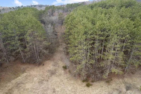 Hudson Twp, WI 54016,816 Notting Hill CT