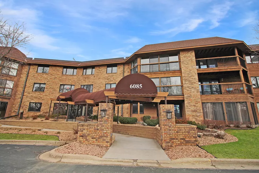 6085 Rowland RD #206, Minnetonka, MN 55343