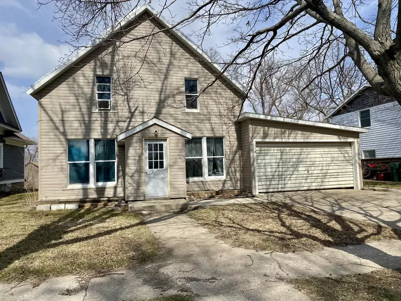430 Summit AVE, Balaton, MN 56115