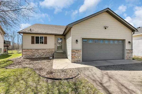 328 Pheasant DR, Sartell, MN 56377