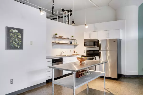 Saint Paul, MN 55101,500 Robert ST N #203