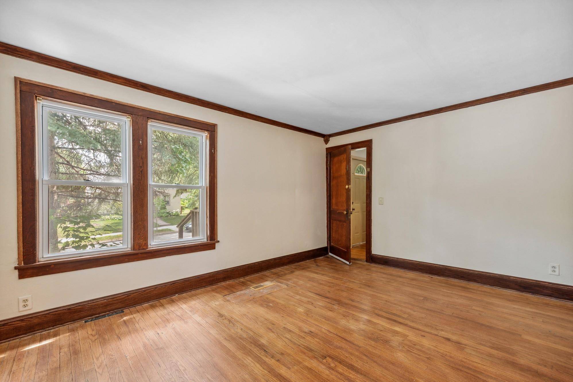 Minneapolis, MN 55418,3058 Hayes ST NE