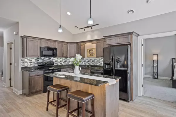 Lino Lakes, MN 55038,6734 Ivywood AVE