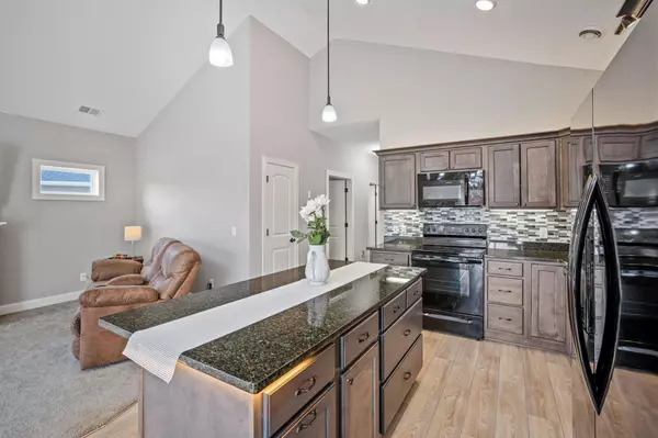 Lino Lakes, MN 55038,6734 Ivywood AVE