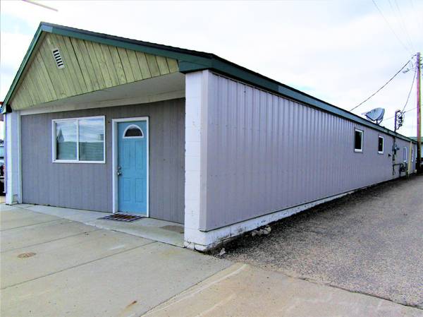 15 NE Main ST, Menahga, MN 56464