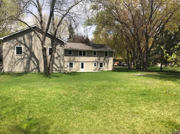 Medina, MN 55356,2485 Bobolink RD