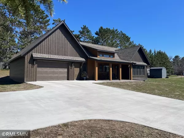 Aitkin, MN 56431,406 1st AVE SW