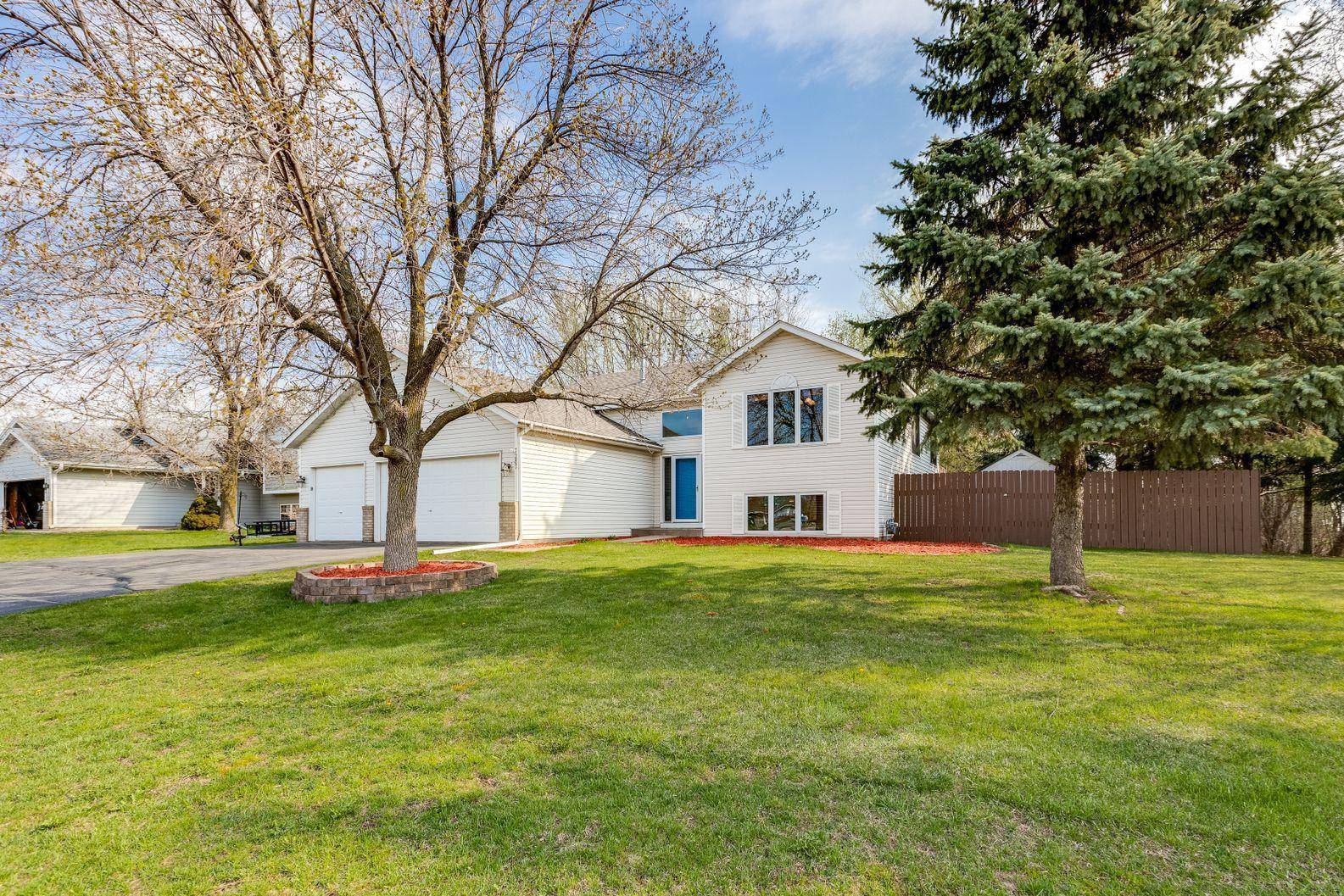 7287 170th ST,  Lakeville,  MN 55044