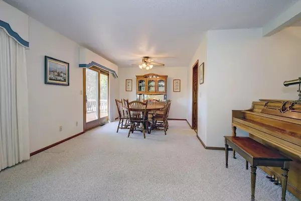 North Branch, MN 55056,6083 Oak CIR