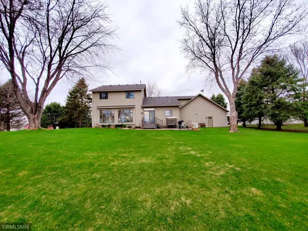 Saint Cloud, MN 56303,7108 Rolling View DR