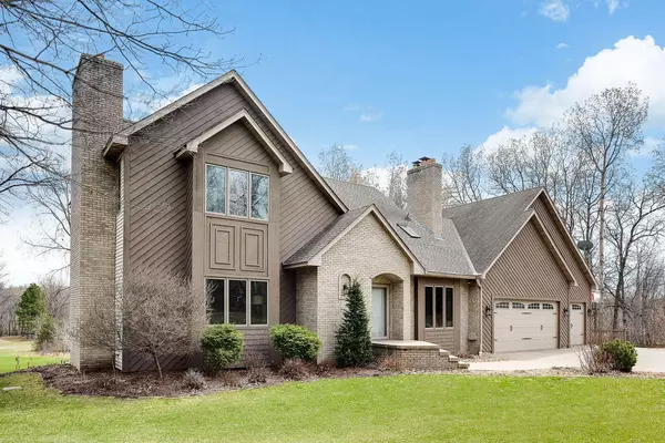 21825 Woodbine ST NW, Oak Grove, MN 55303