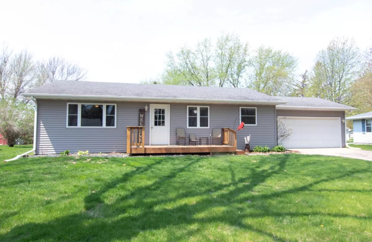 Mapleton, MN 56065,502 1st AVE SE