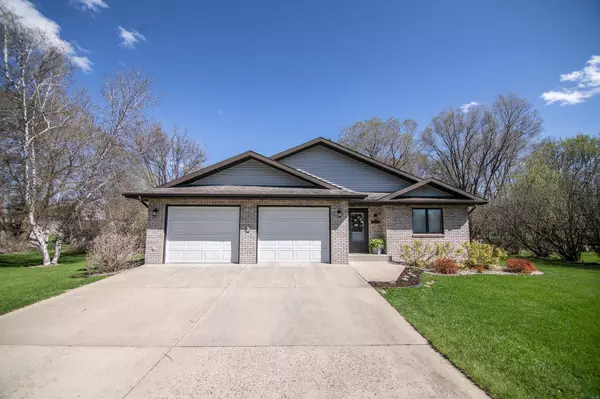 Alexandria, MN 56308,1206 Ridgeview TER NE