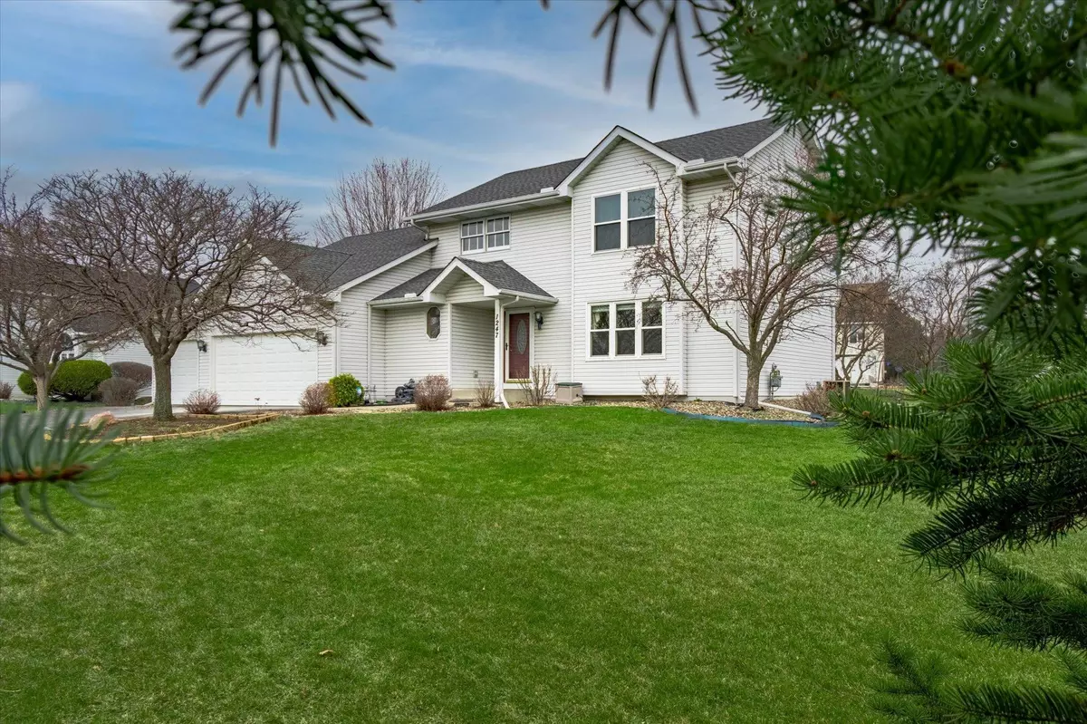 Maplewood, MN 55109,1247 Countryview CIR