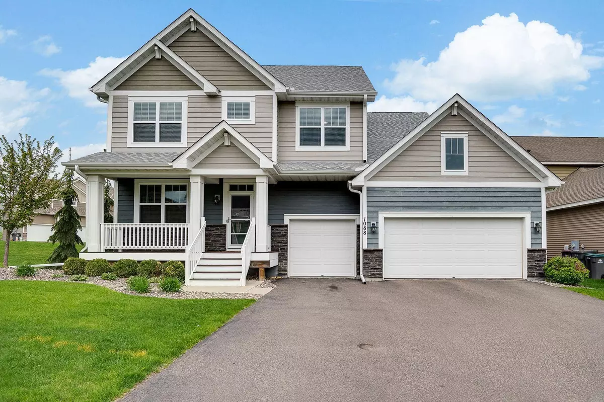 Chaska, MN 55318,1088 Rosemary CT