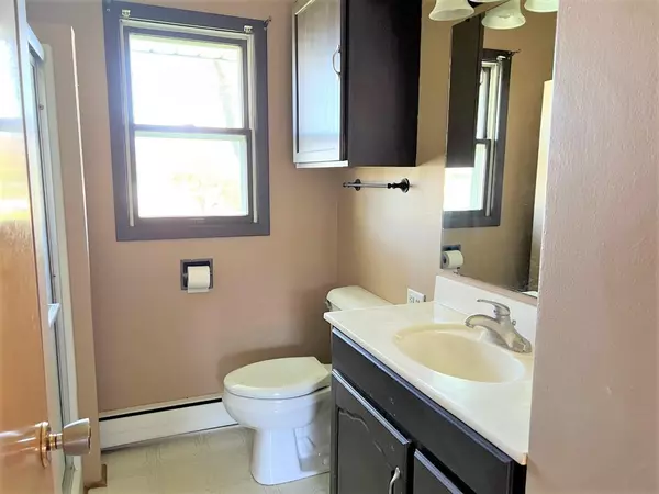 Adrian, MN 56110,646 Kentucky AVE