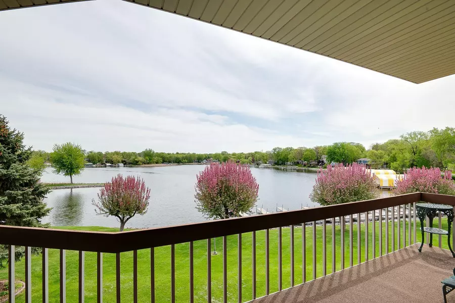 5420 Three Points BLVD #234, Mound, MN 55364