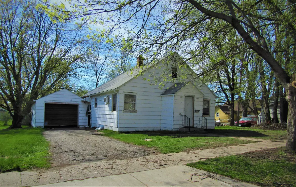 Appleton, MN 56208,227 S Haven ST