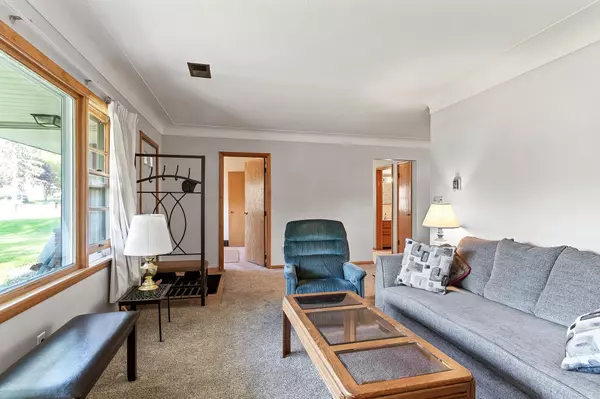 Roseville, MN 55113,1157 County Road B W