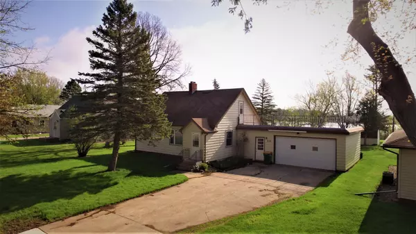 222 5th ST, Clinton, MN 56225