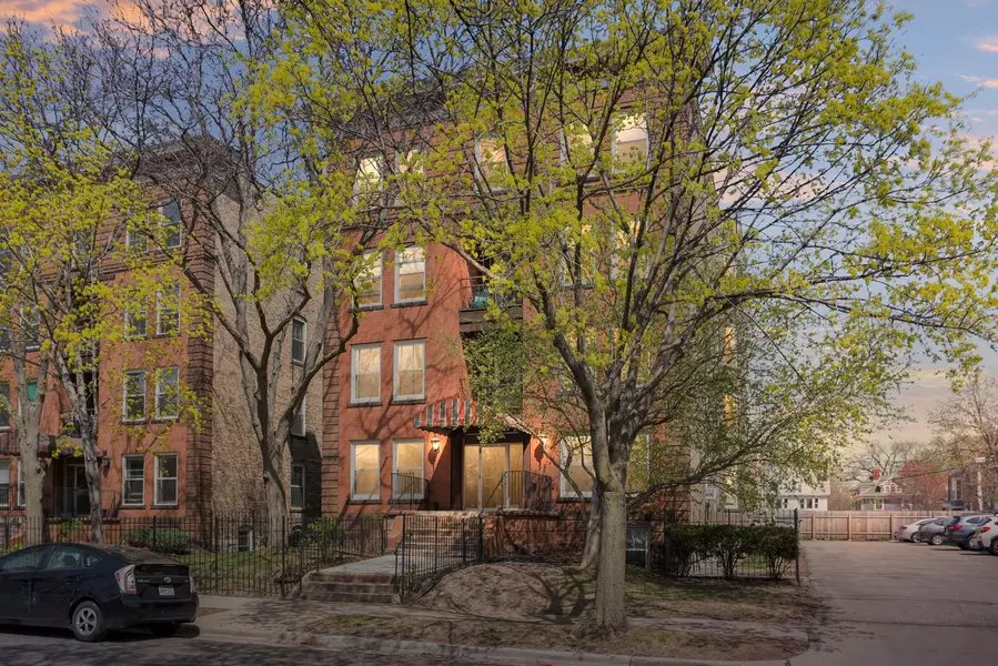 2421 Emerson AVE S #107, Minneapolis, MN 55405