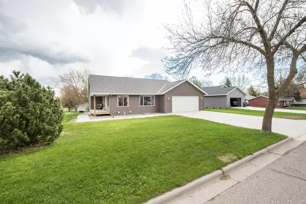 Alexandria, MN 56308,403 Quincy ST