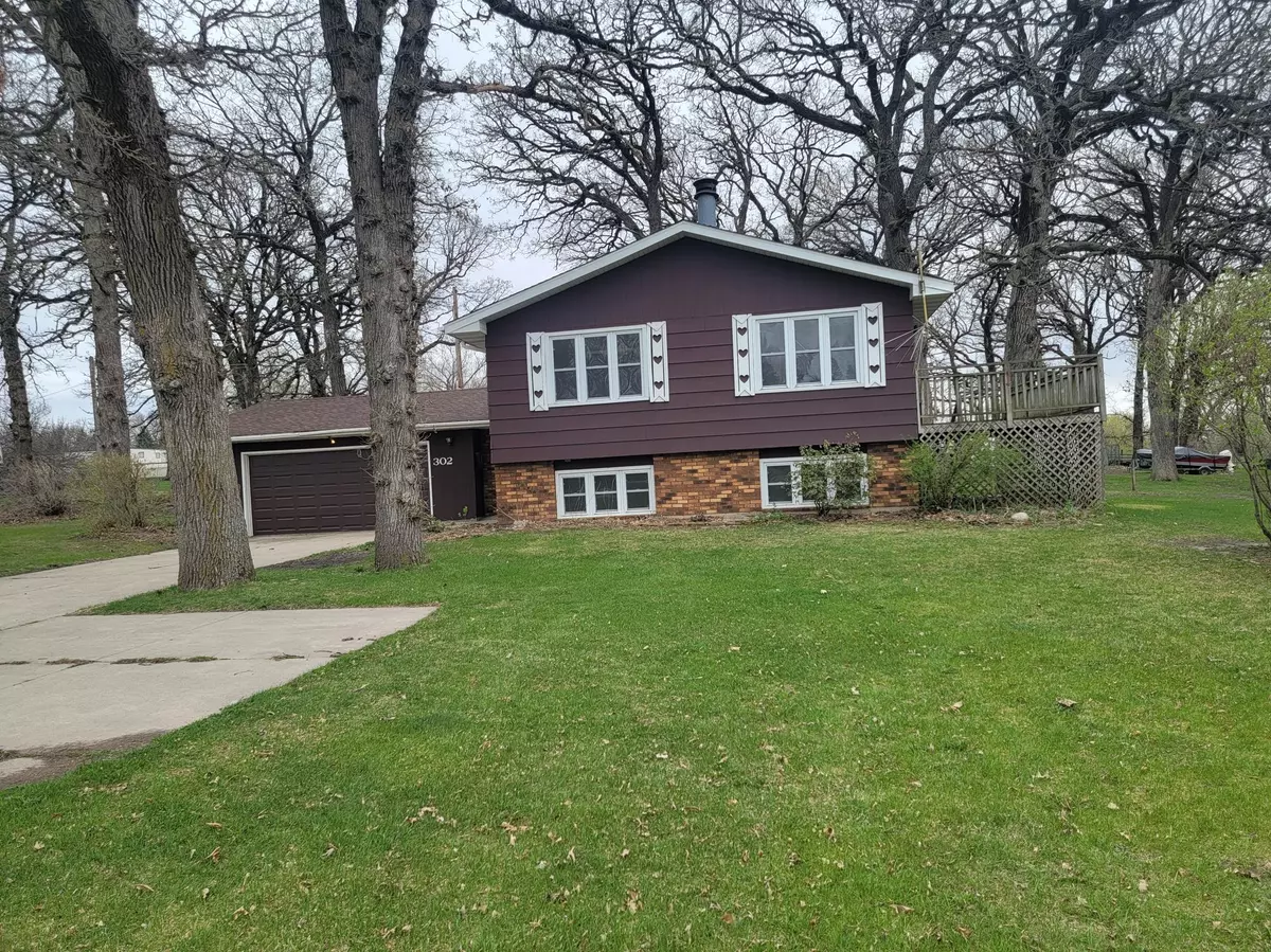 Albert Lea, MN 56007,302 Wedgewood RD