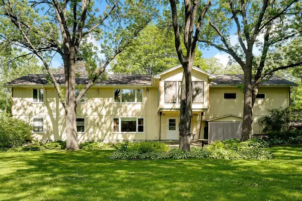 Edina, MN 55416,4218 Scott TER