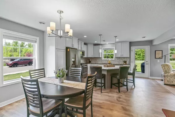 Maple Grove, MN 55369,13892 102nd Place N