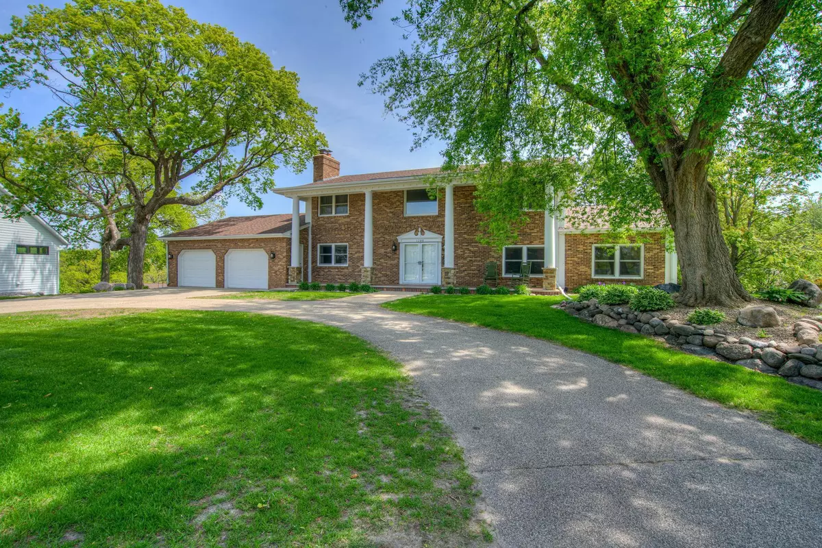 Watertown, MN 55388,1280 Bishop CIR