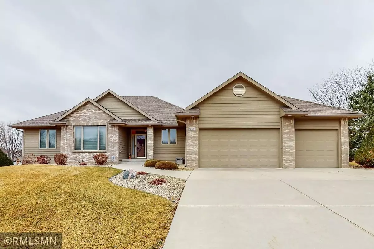 Northfield, MN 55057,1600 Mayflower DR